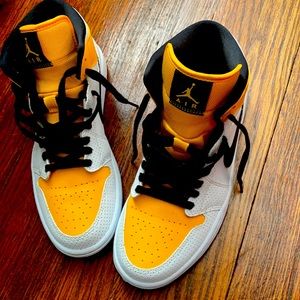Air Jordan 1.. Size 9 1/2